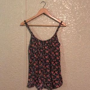 Julie’s Closet | Floral Tank top